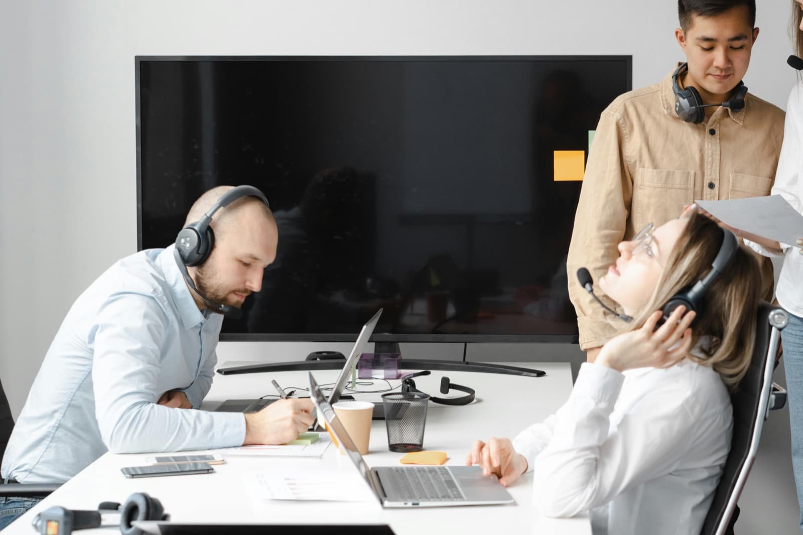 Outbound Call Center — Contact Center USA service